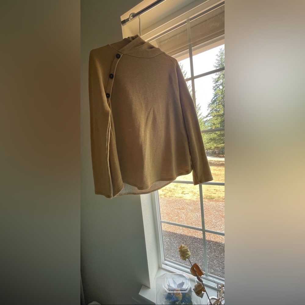 💛🍁Used Betty Boutique Shop fall sweatshirt🍁💛